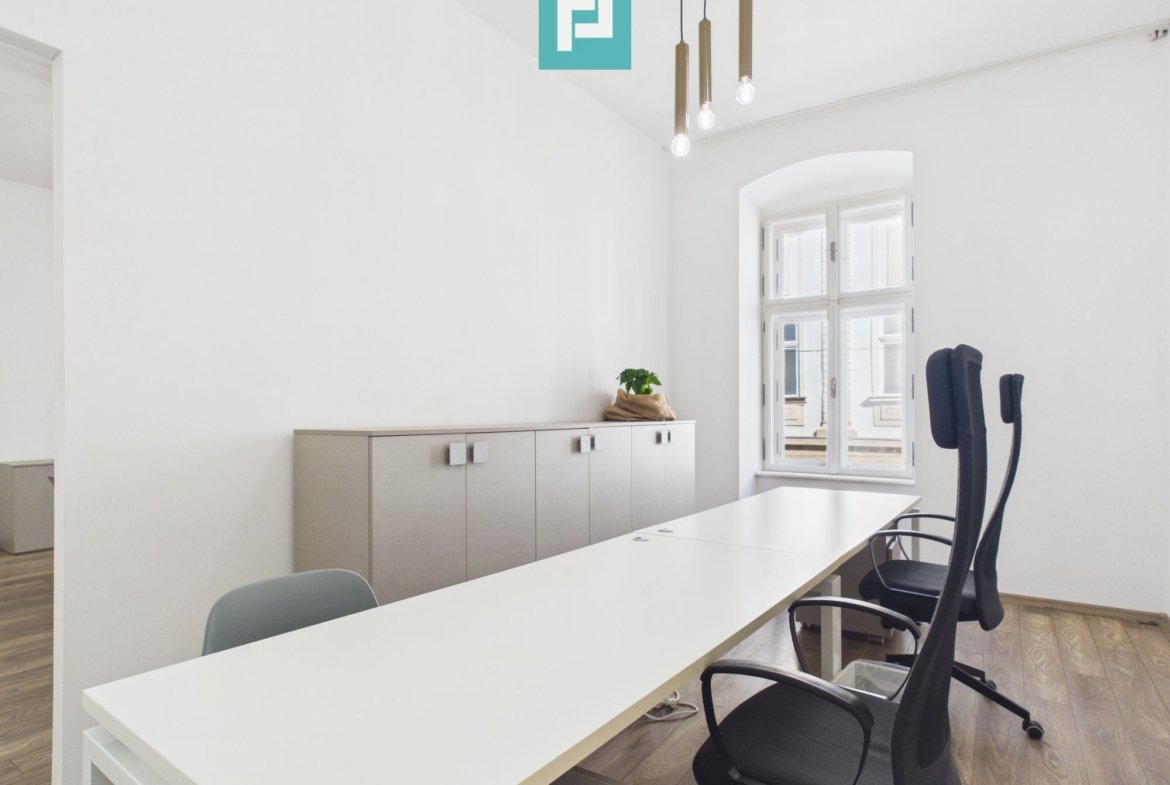 Spațiu de birouri central | 45 mp | 2 camere