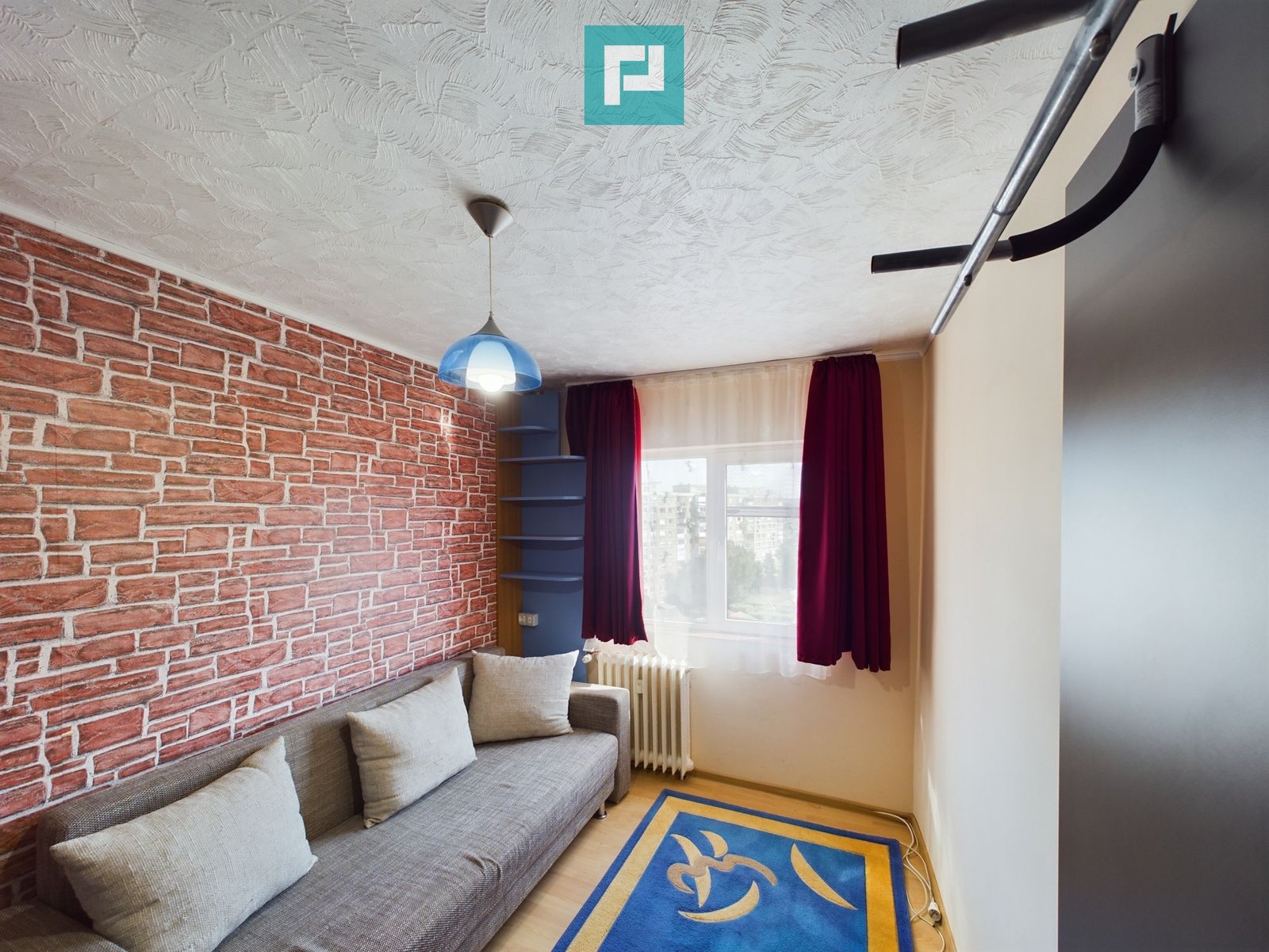 eac72e28e39d4b13b2a48f3e5aba6161 Apartament cu 3 camere de închiriat – Lebăda