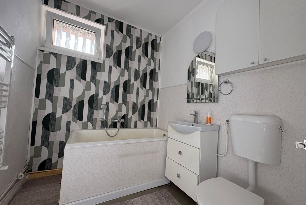 Apartament de vanzare cu doua camere Octavian Goga