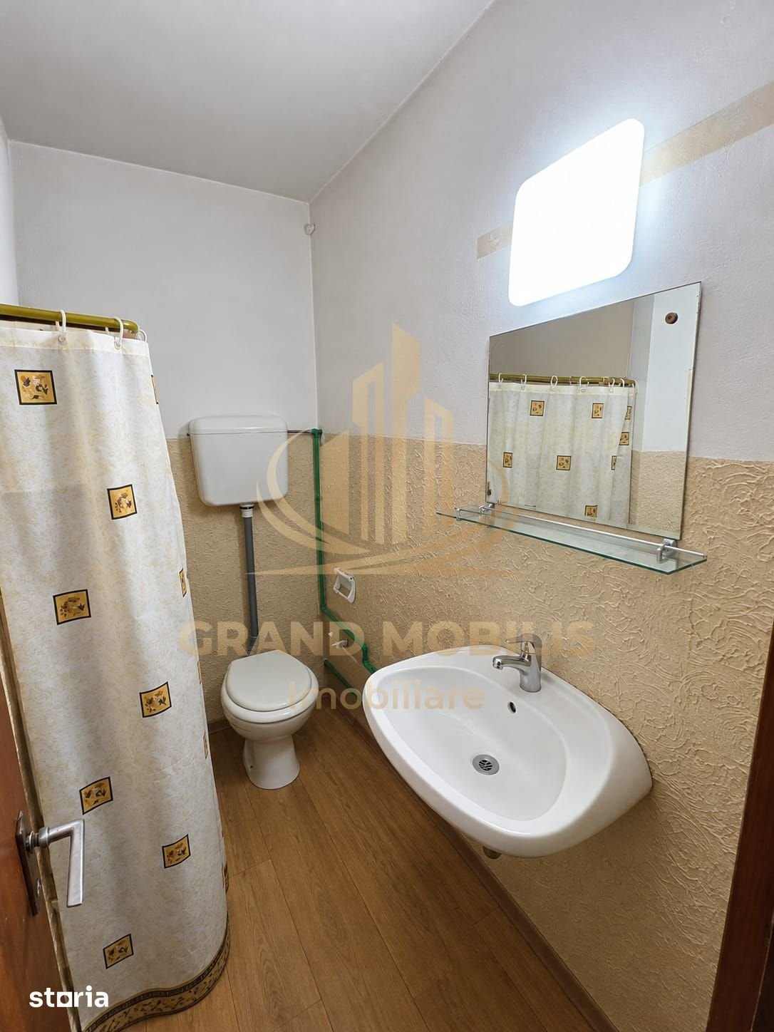 ec8d567f592f4105a1e9fe2cc4888ede Apartament 3 camere balcon și boxa la subsol, Berceni,Sos.Giurgiului