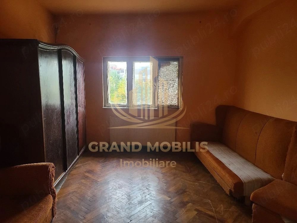 Vand ap 2 camere parcul Carol