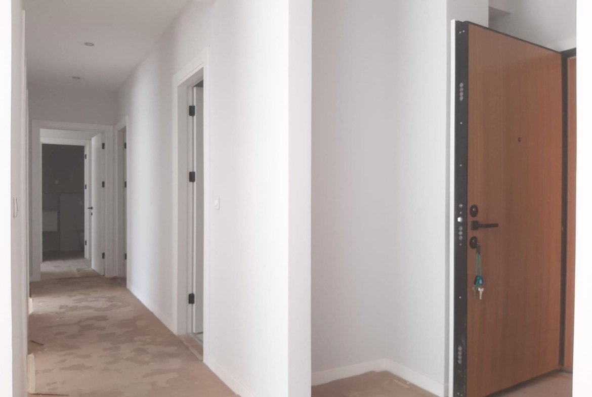 APARTAMENT PREMIUM CU 5 CAMERE ȘI GRĂDINĂ PRIVATĂ DE 160 MP
