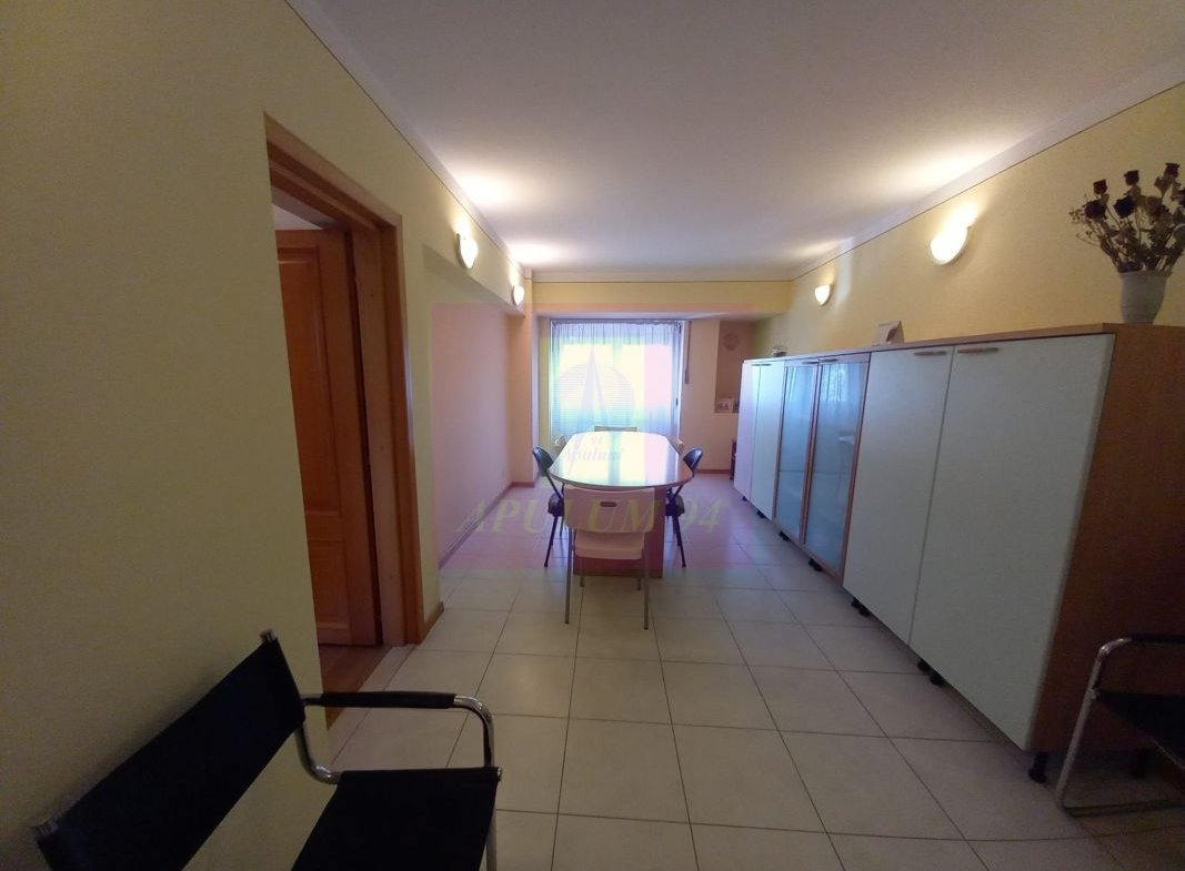 Apartament 5 camere Piata Unirii, stradal