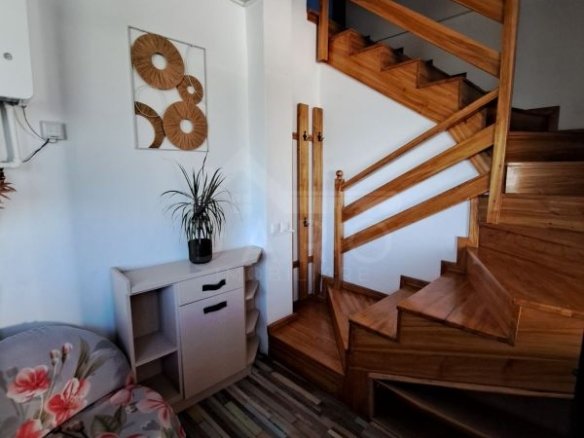 Închiriez apartament