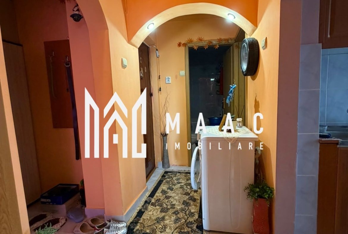 Apartament 2 camere de vânzare | Băbeni, Central | renovat