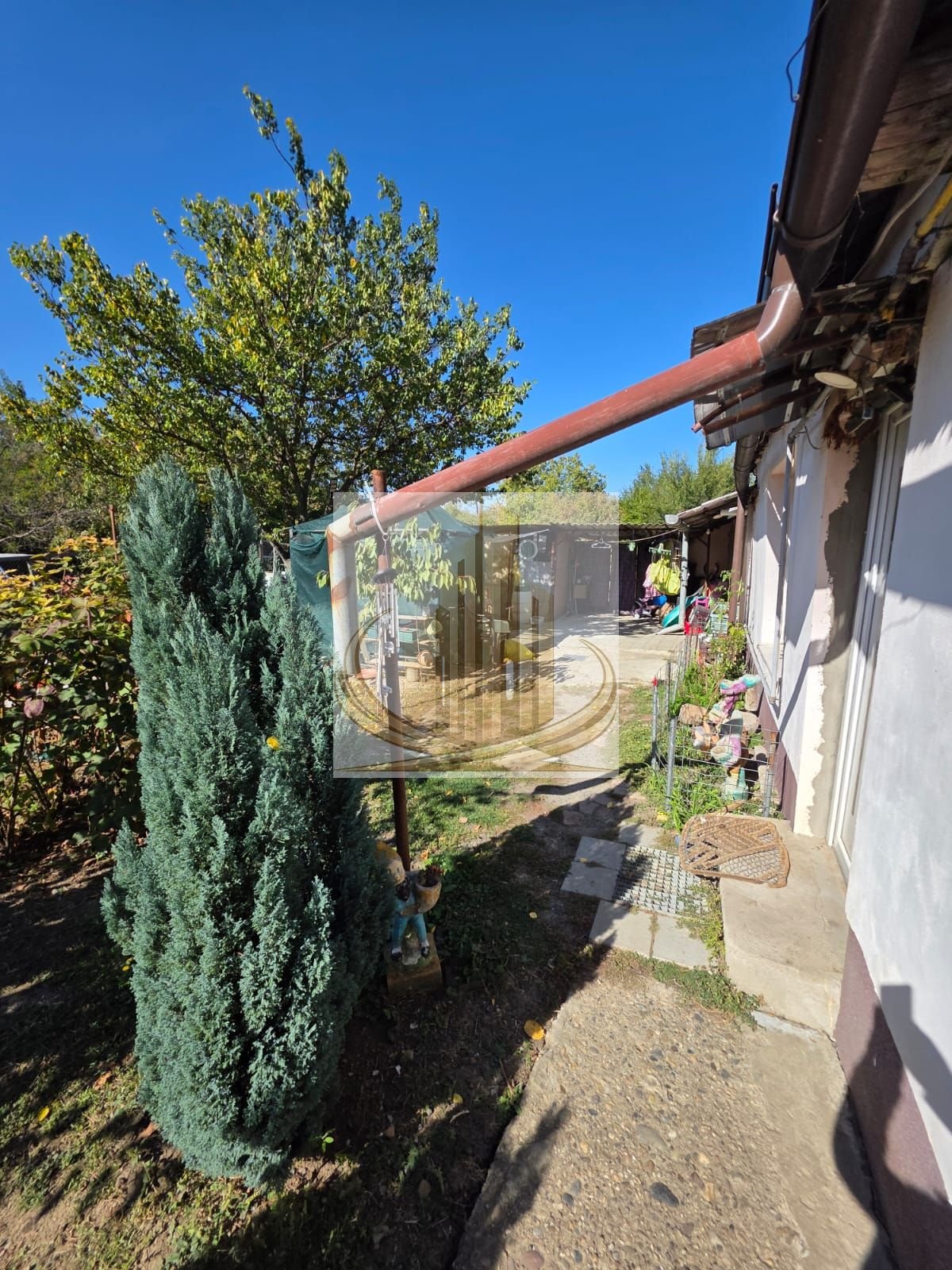 efd587b57cf24f95b49be9245ee4062f Casa de vânzare 4 camere 409mp Ronat
