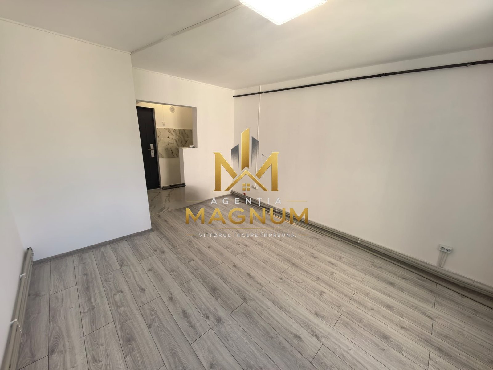 Garsonieră de vanzare | Etaj 2 | Centrală proprie