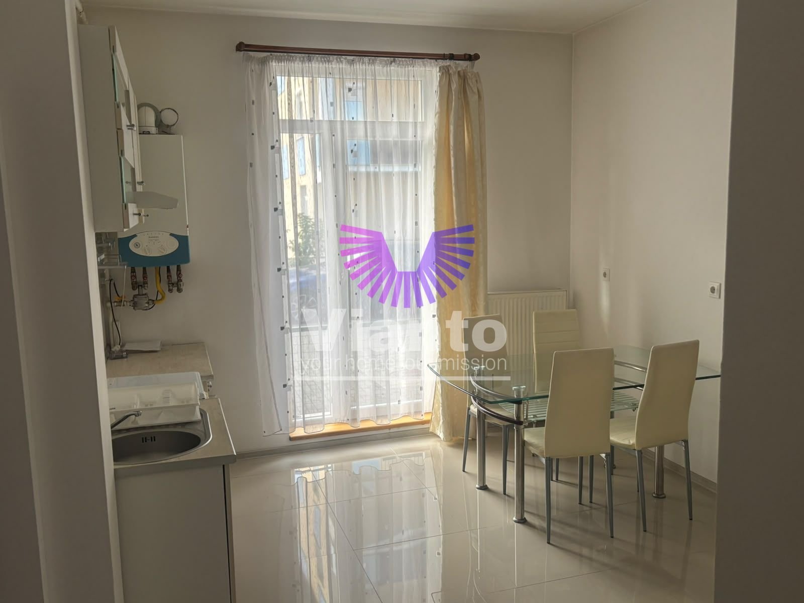 APARTAMENT 3 CAMERE CU CURTE 35MP – TURNISOR