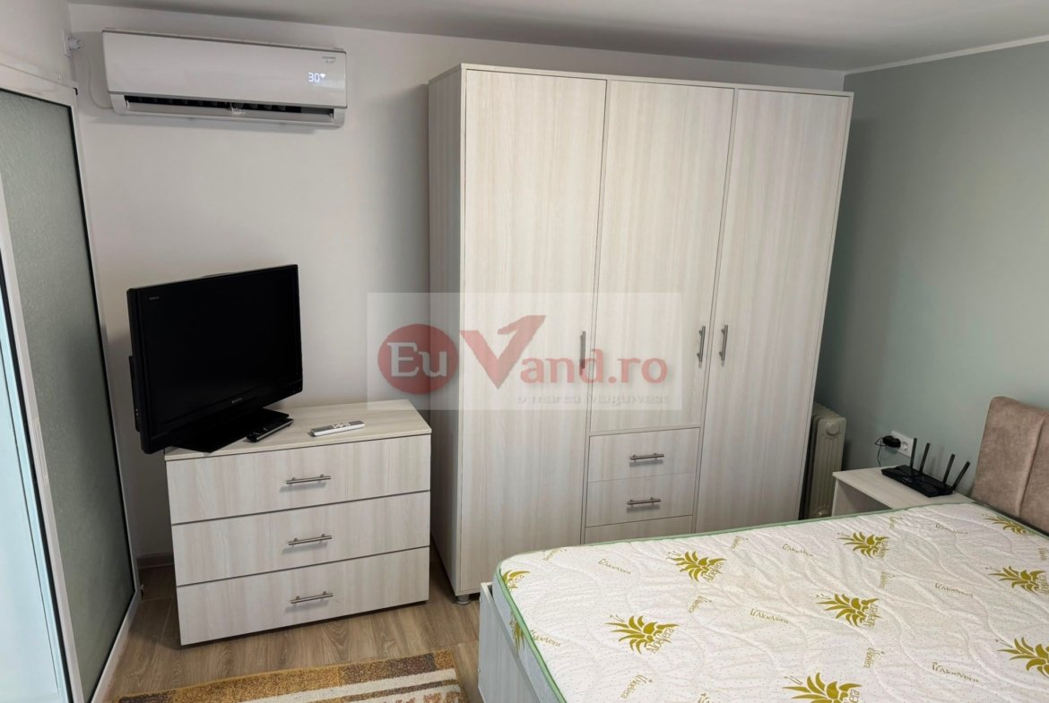 De inchiriat apartament o camera la curte, Zona General, 260 euro negoc.