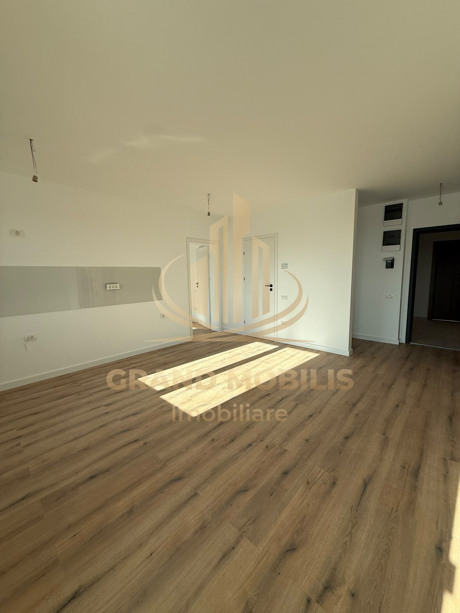 f207617eff9f490297befff02ee2004b Apartament cu 3 camere în Sol Residence Torontalului