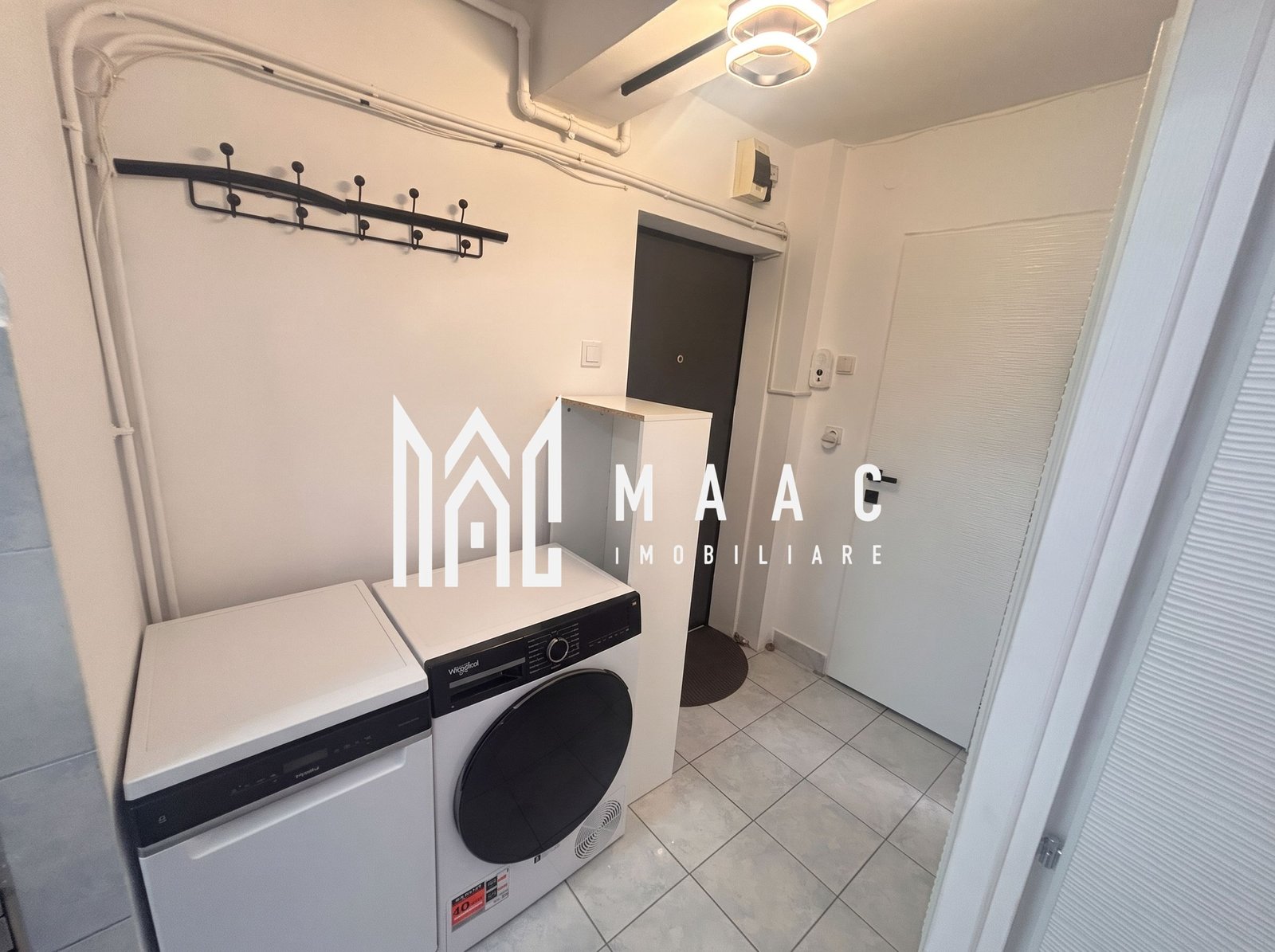f2d1e68abc0446f09f83e9cbfb0464a5 Apartament 2 camere de vânzare | Cisnădie, Central | renovat