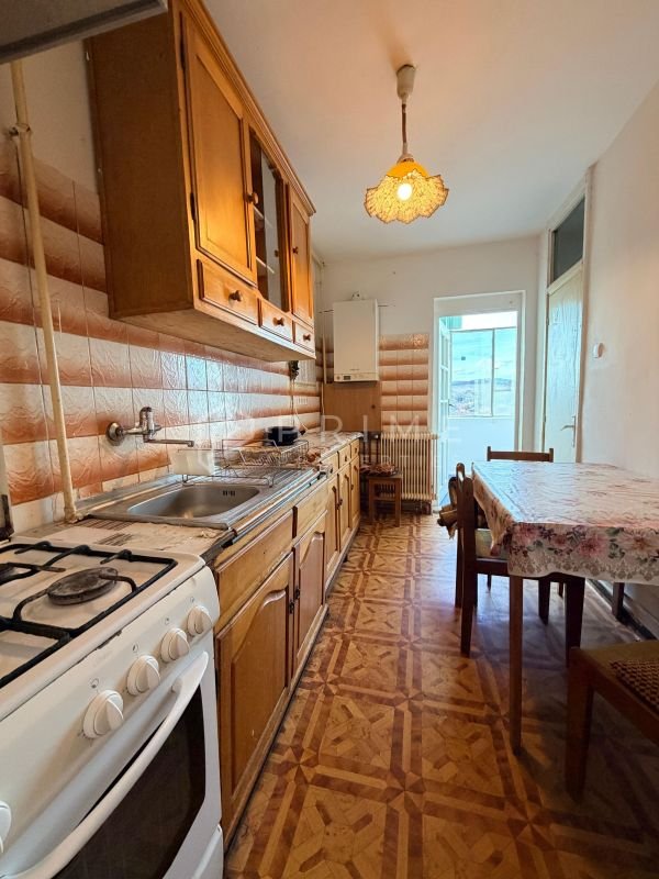 Apartament cu 3 Camere și 2 Băi  – Cartier Unirii – Zona Darina