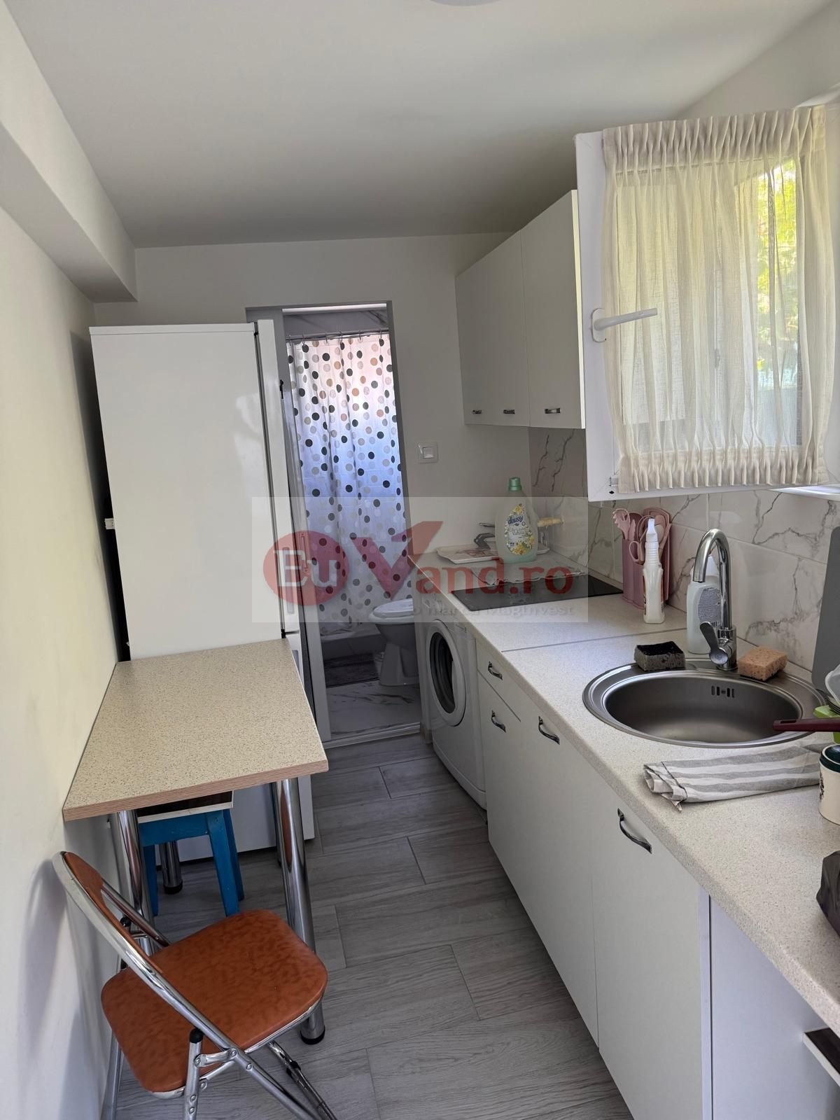 f3fe169f1f354f1e9b6d39f2d67b50cb De inchiriat apartament cu o camera la casa, 260 euro negociabil