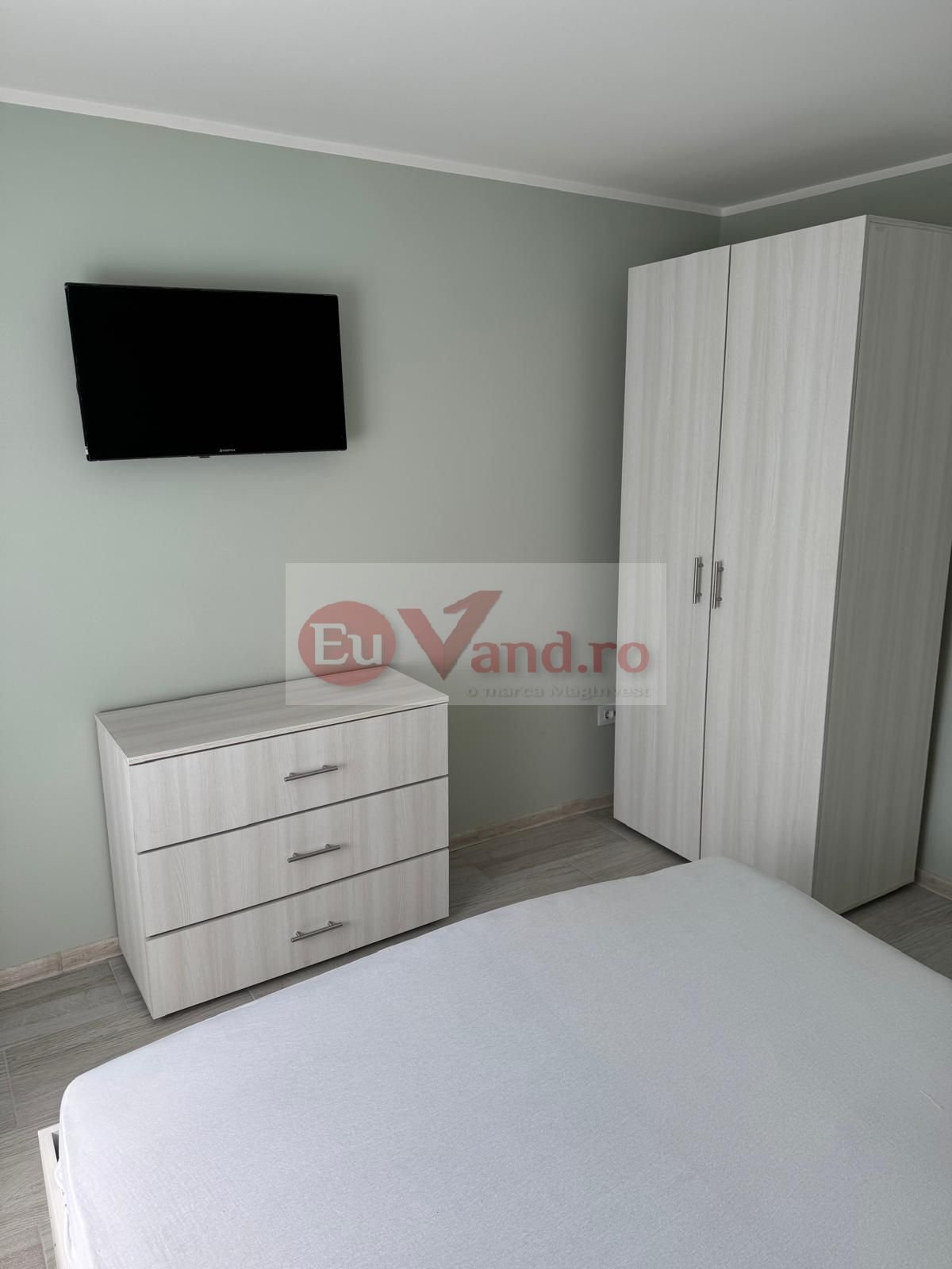 f42a1758862f47499560733a88cc1ca3 De inchiriat apartament cu o camera la casa, 260 euro negociabil