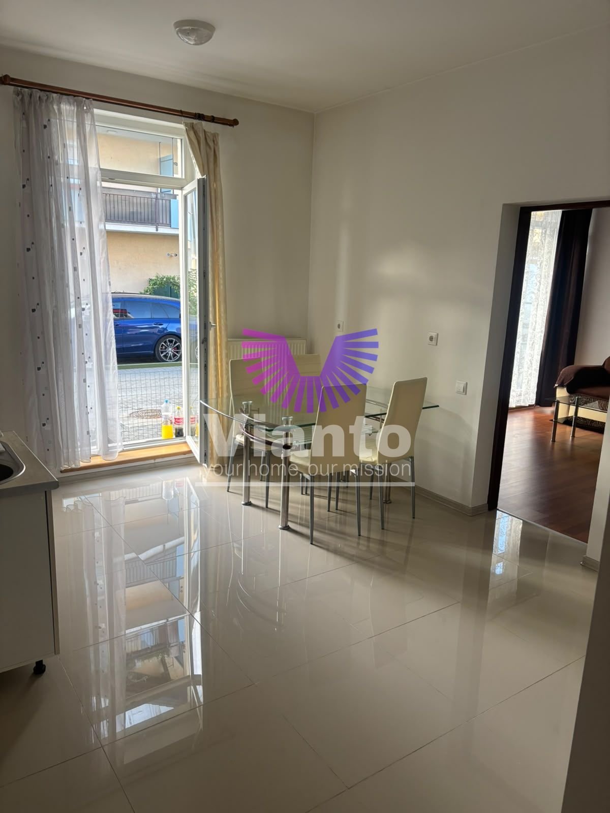 APARTAMENT 3 CAMERE CU CURTE 35MP – TURNISOR