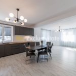 Apartament 3 camere cu gradina proprie de 147 mp, Stefanesti
