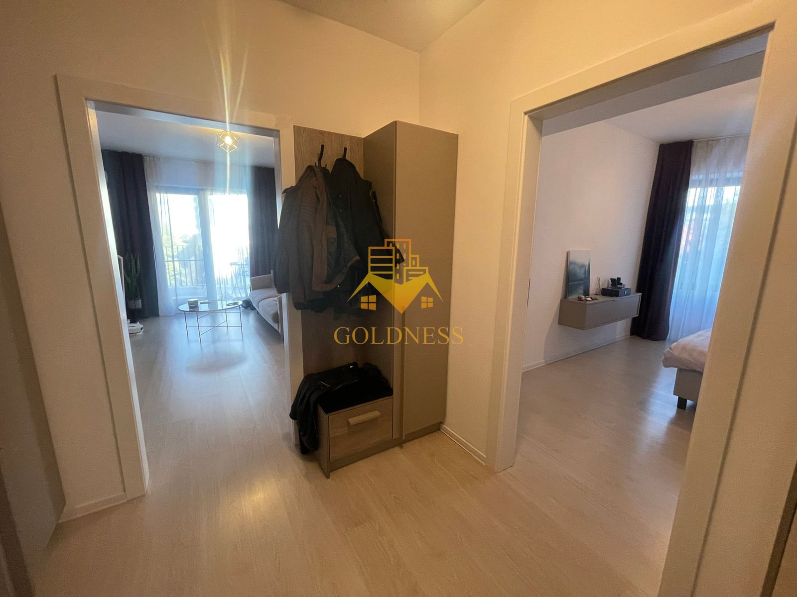 f5b50714ac754d348f3e948e4d82b322 West City!Apartament 53 mp finisat mobilat! Etaj 3! Calea Floresti!