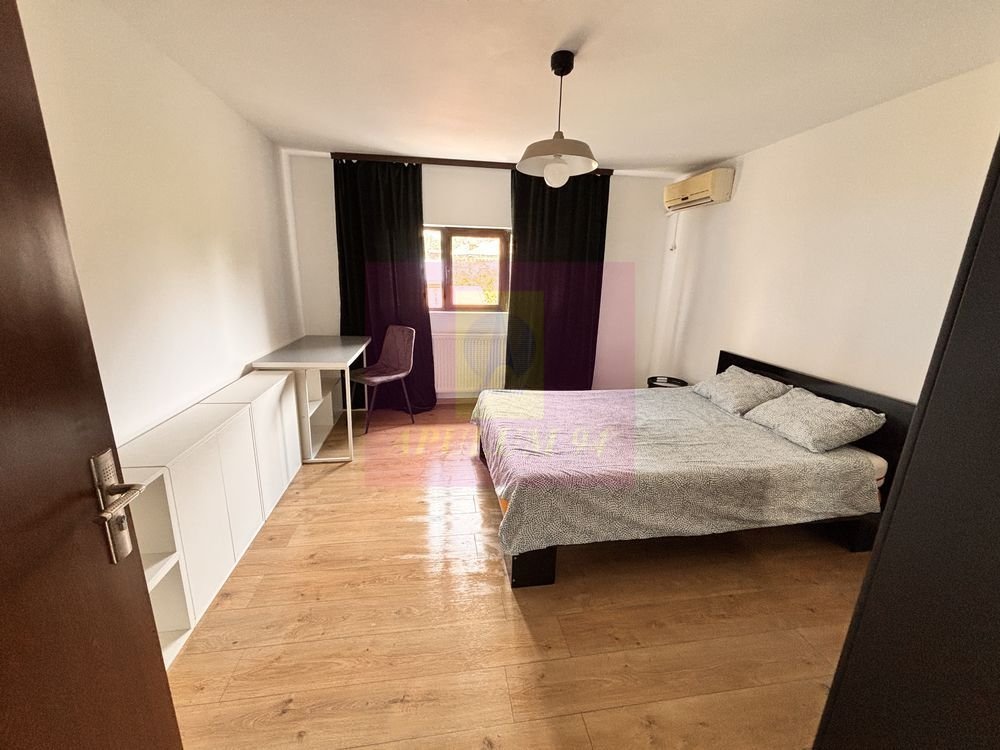 Apartament in vila Piata Rond Alba Iulia .