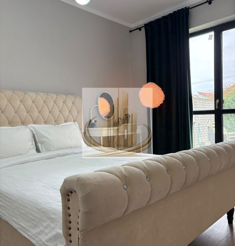 Apartament cu 2 camere, modern, cu parcare inclusă
