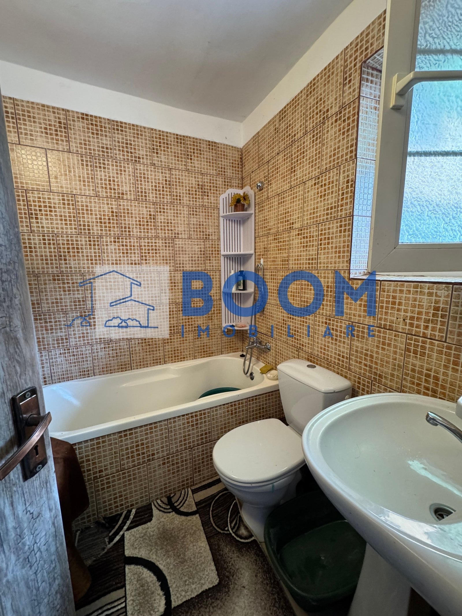 Apartament 3 camere | Zona Nord | Parter | Centrala Proprie