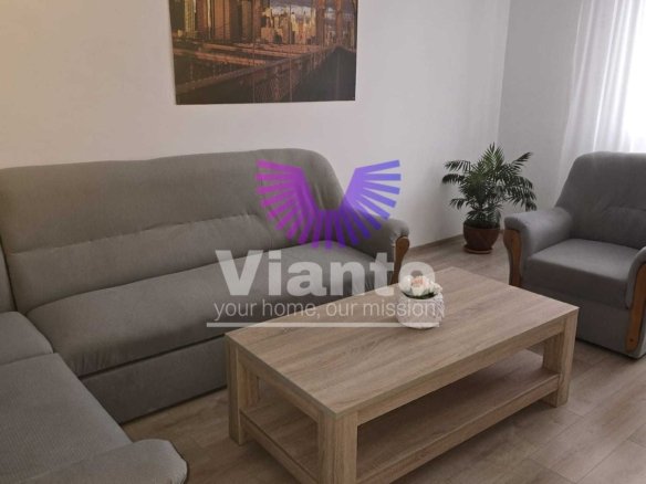 Casa 7 Camere, 3 Bai, cu Teren -500mp – Lazaret