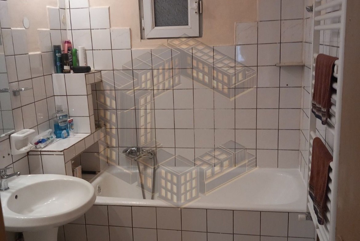 Apartament cu 2 camere, decomandat, de vanzare, zona Aradului