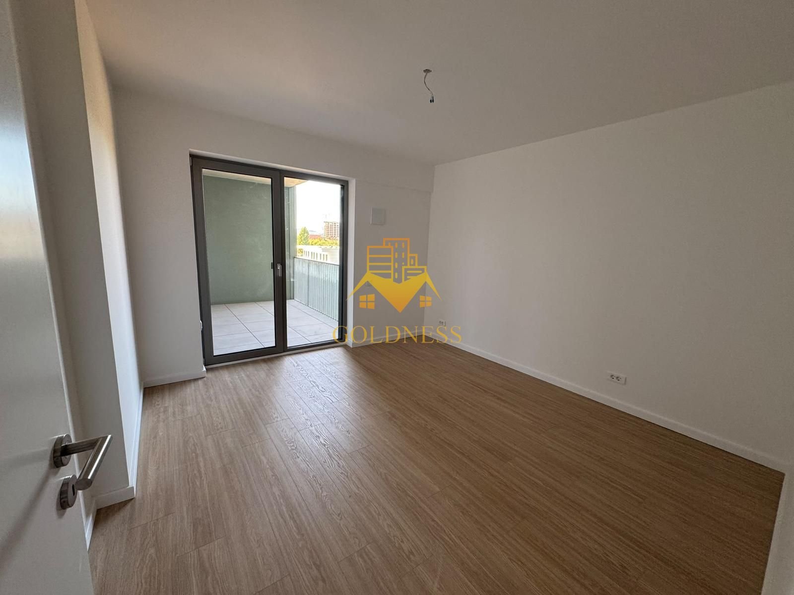 fbdd43b16428497298ad735dba7c6c08 Birou 2 camere open space, Era Hexagon, Parcare, Bloc Nou, Semicentral