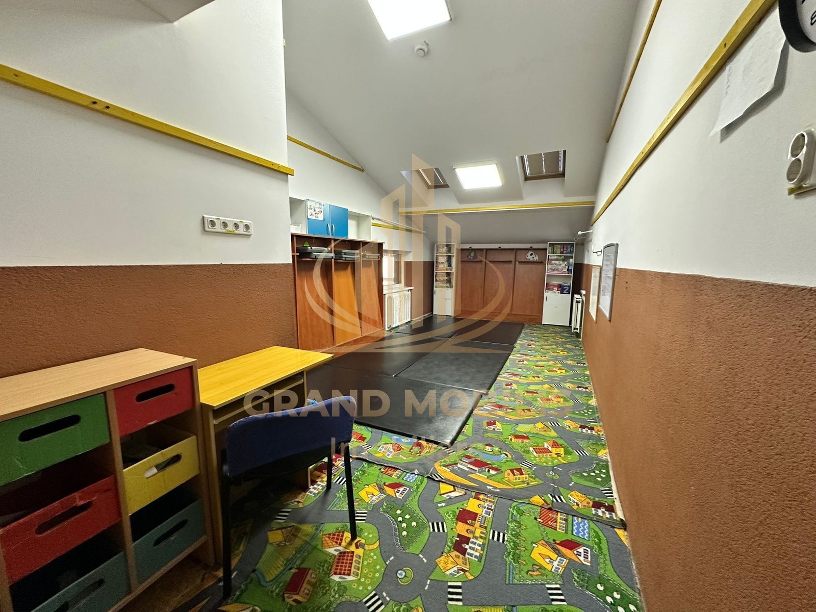 fc15d326d3554ba9ba1e1a8e927d56e1 Grădiniță / After-school complet funcțional | 17 săli | Preț imbatabil