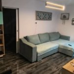 Apartament cu 2 camere, la parter, centrală proprie și aer condiționat