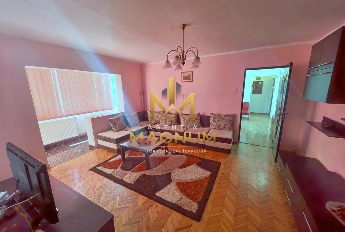 Apartament cu 3 camere de inchiriat