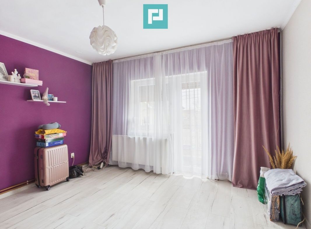 Apartament la Casă cu Curte Proprie, Zona Gării