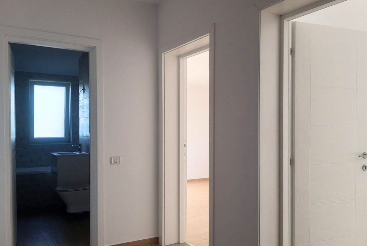 Apartament 2 camere NOU nelocuit cu vedere spre Tampa Subcetate Residence